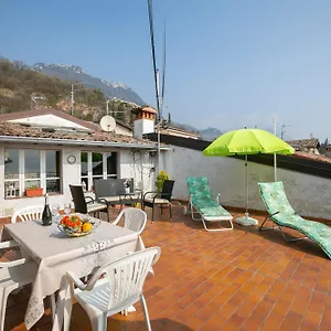 Angela -terrace & Beautiful View - Happy Toscolano-Maderno